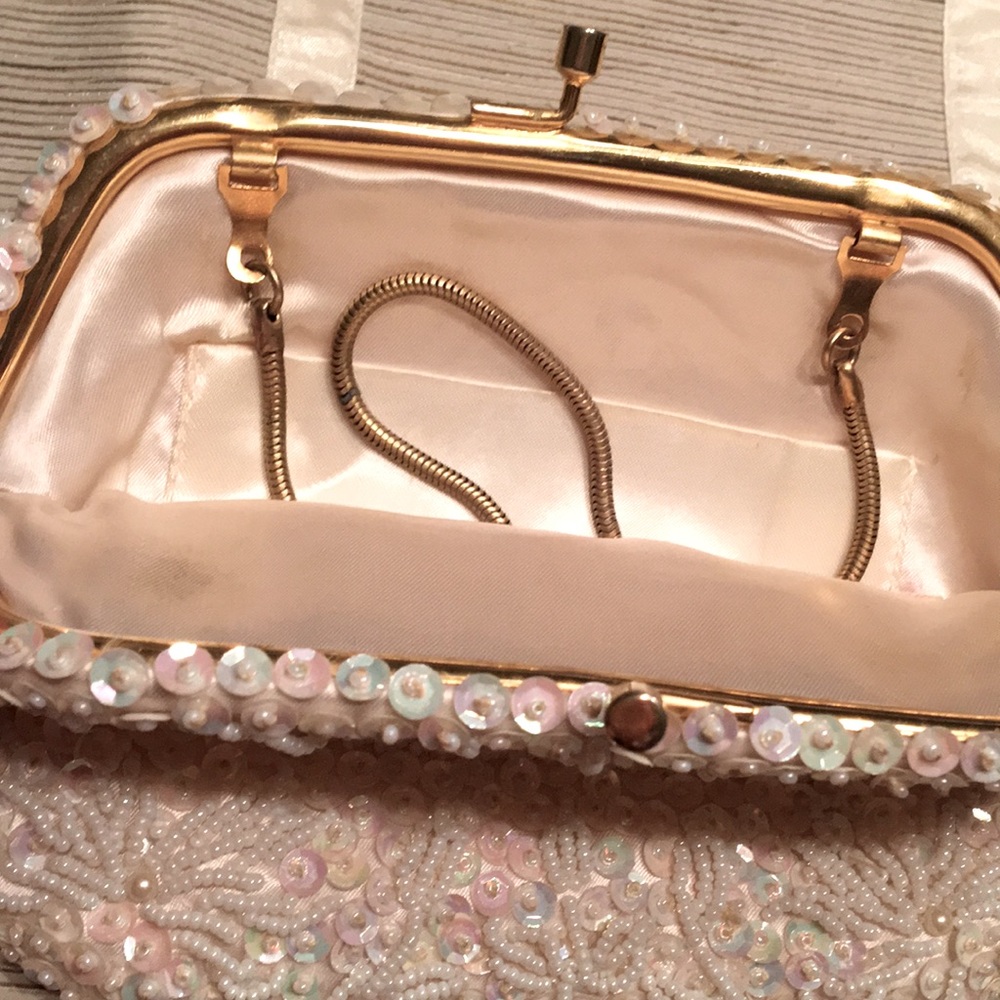 VTG SEQUIN CLUTCH - Picture 3 of 10